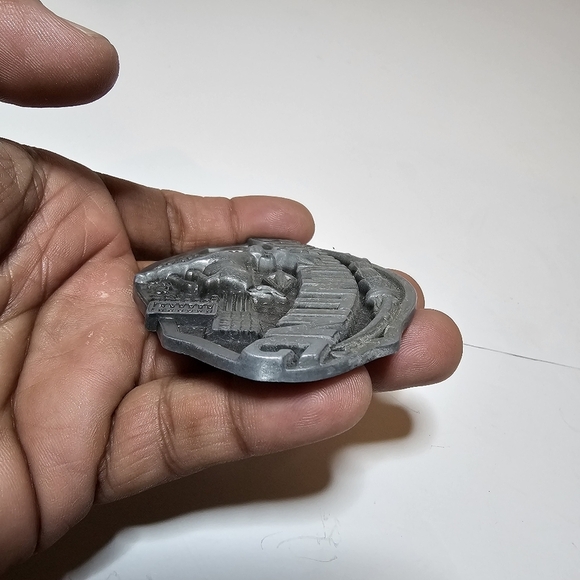 Bowhunting Deer/Buck Western Style Belt Buckle Unbranded 3.25" × 2.5" - Picture 4 of 8